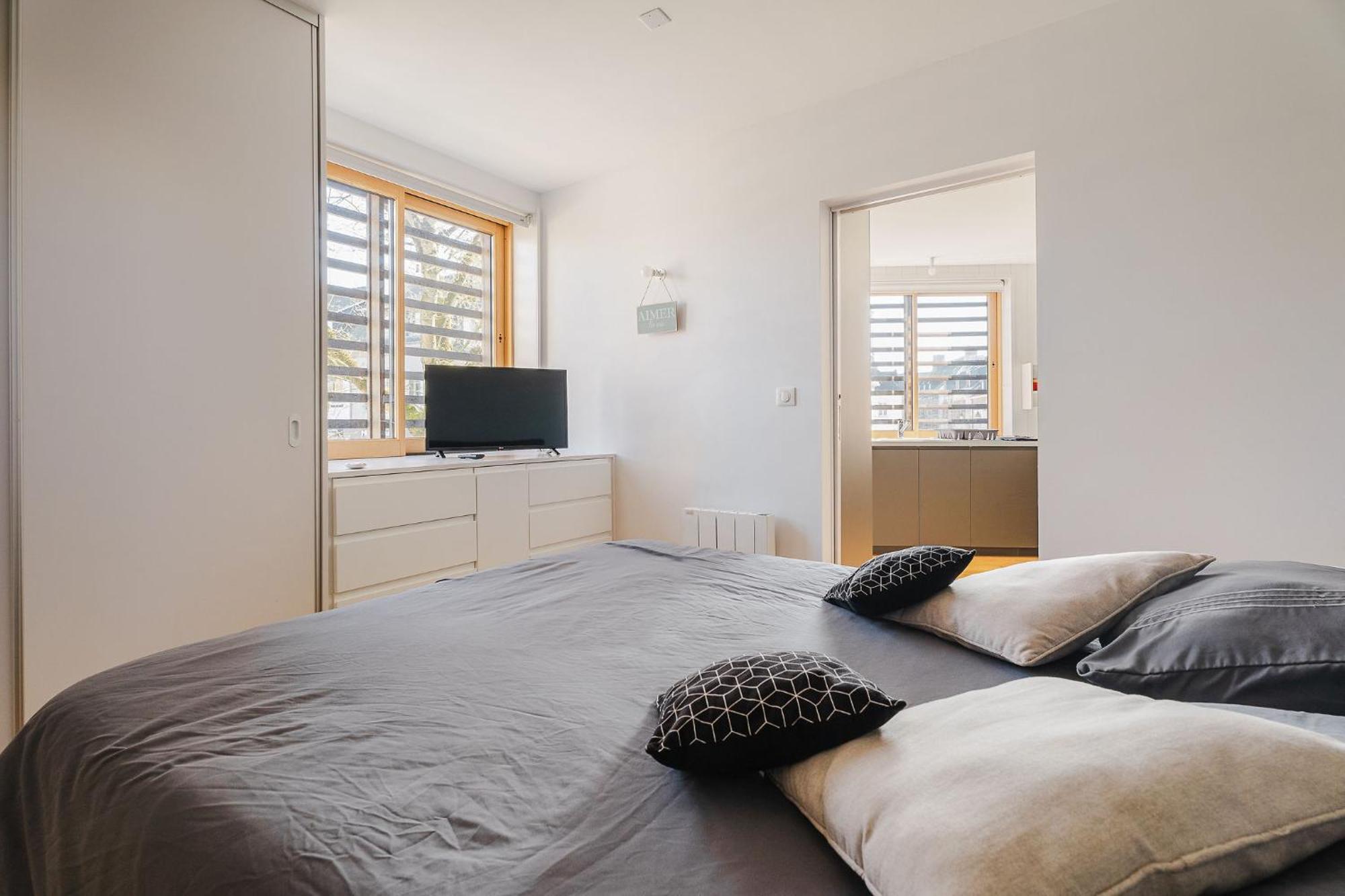 L'Atelier, Appartement Lumineux Et Cosy Ploërmel Екстериор снимка